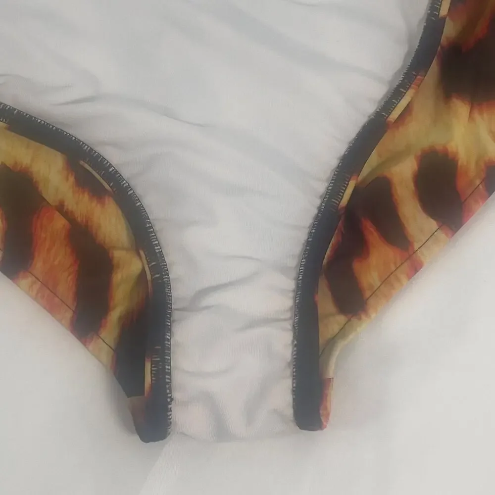 Venus Jungle Party One-Piece Swimsuit V-Neck Gold Ring Animal Print Womens 12